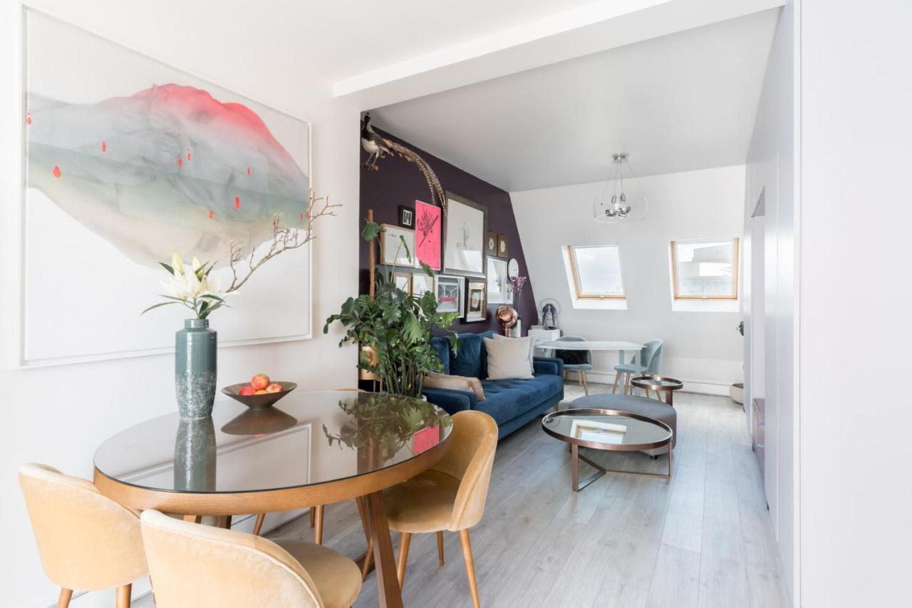 Bright And Homely 1 Bedroom Rooftop Apartment In The Marais In パリ エクステリア 写真